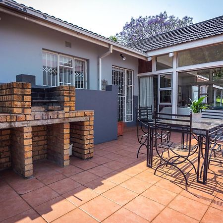 Graceland Self-Catering Cottages 윈터턴 외부 사진