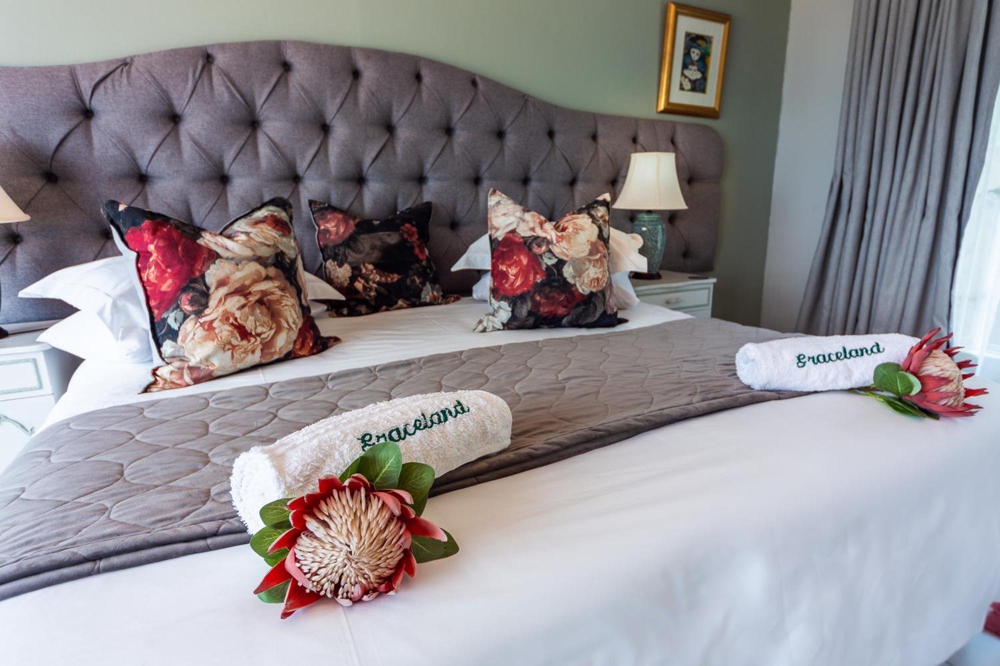 Graceland Self-Catering Cottages 윈터턴 외부 사진
