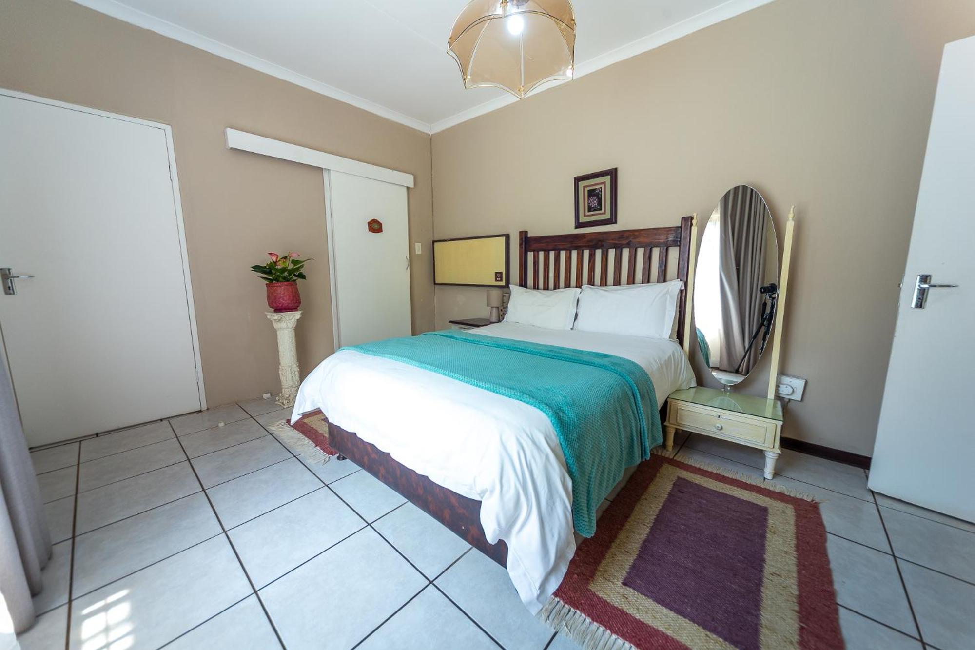 Graceland Self-Catering Cottages 윈터턴 외부 사진